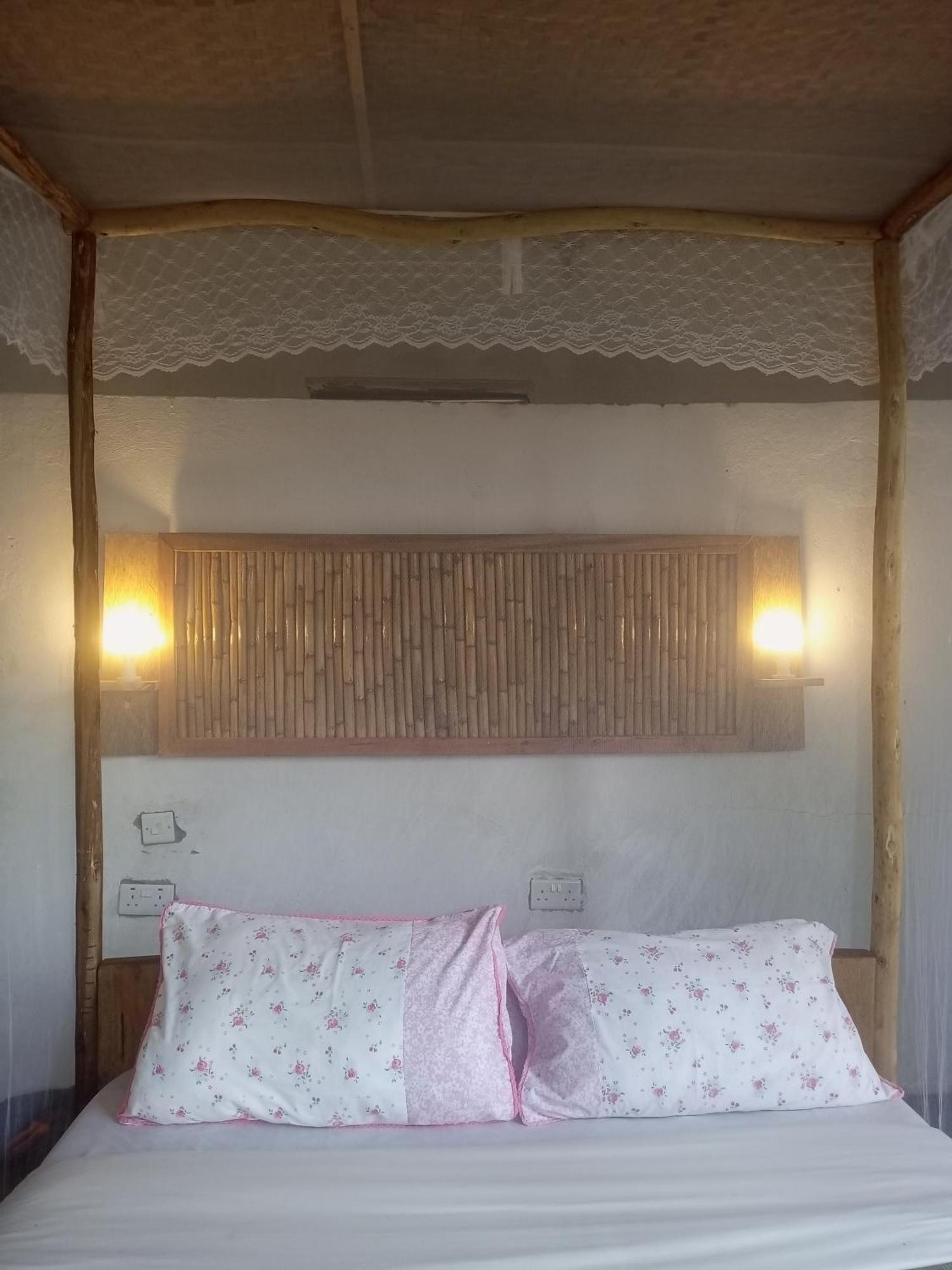Lake Nyabikere Kibale River Camp 빌라 외부 사진